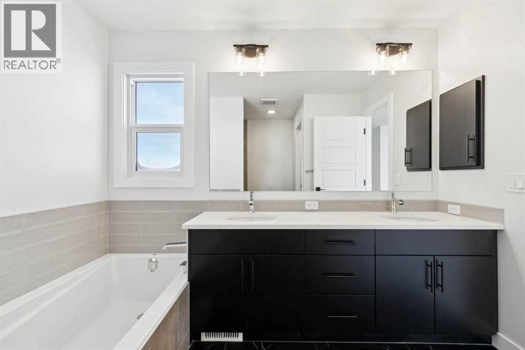 575 Buffaloberry Manor Se, Calgary, Alberta  T3M 3Z1 - Photo 27 - A2272474