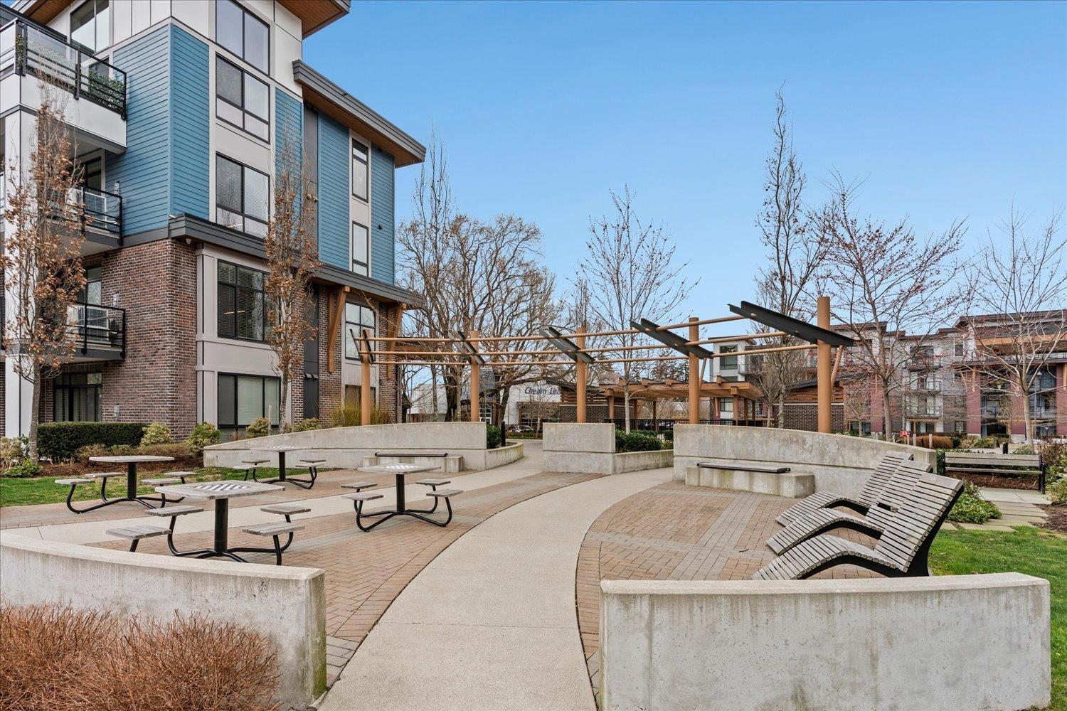 503 45500 Market Way, Garrison Crossing, Chilliwack, British Columbia  V2R 6G5 - Photo 2 - R3100006