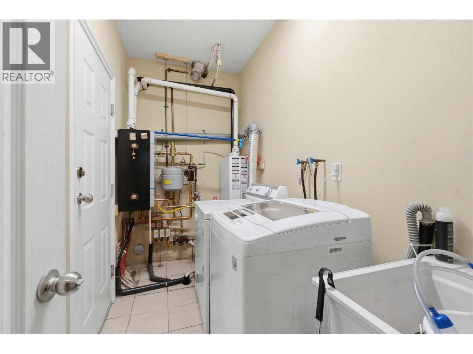 4553 Ellerton Court, Burnaby, British Columbia  V5H 1E1 - Photo 29 - R3088260