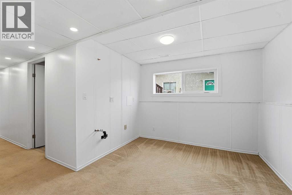 7032 59 Avenue, Red Deer, Alberta  T4P 1B7 - Photo 18 - A2294622