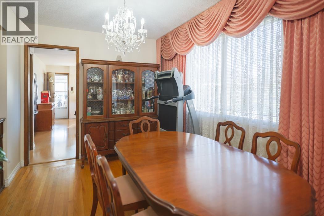 5730 Quebec Street, Vancouver, British Columbia  V5W 3X3 - Photo 3 - R3101140