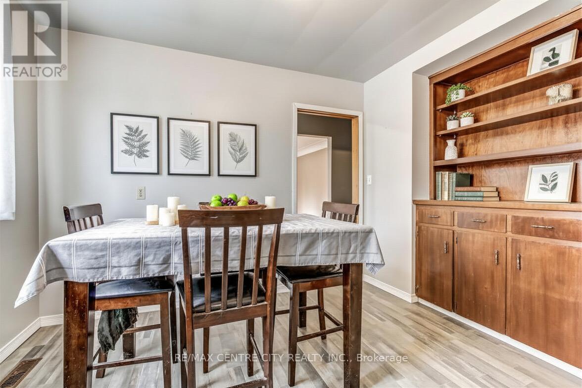 124 Fairview Avenue, St. Thomas, Ontario  N5R 4X6 - Photo 12 - X12901524