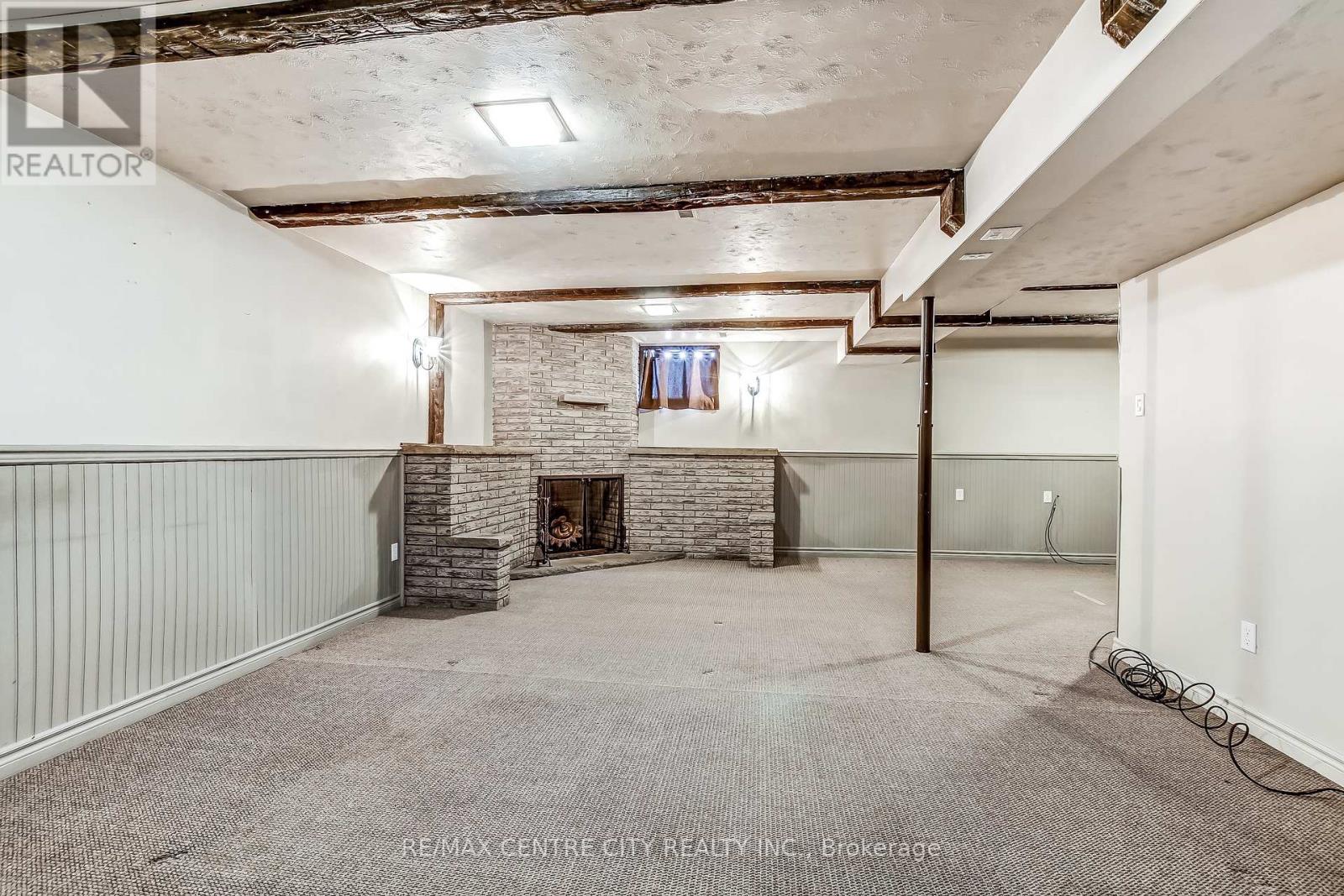 124 Fairview Avenue, St. Thomas, Ontario  N5R 4X6 - Photo 24 - X12901524