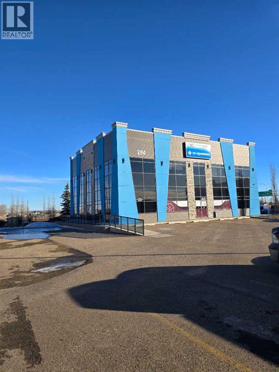 102, 284 Burnt Park Drive, Rural Red Deer County, Alberta  T4S 0K7 - Photo 3 - A2285649