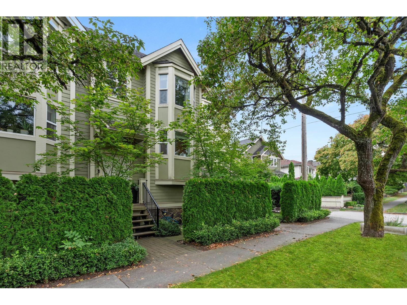 1382 E 27TH AVENUE, Vancouver, British Columbia