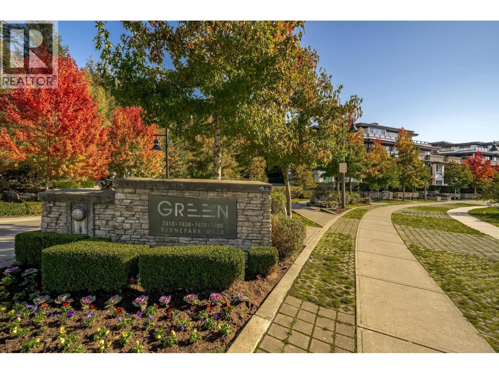 302 7428 BYRNEPARK WALK, Burnaby, British Columbia