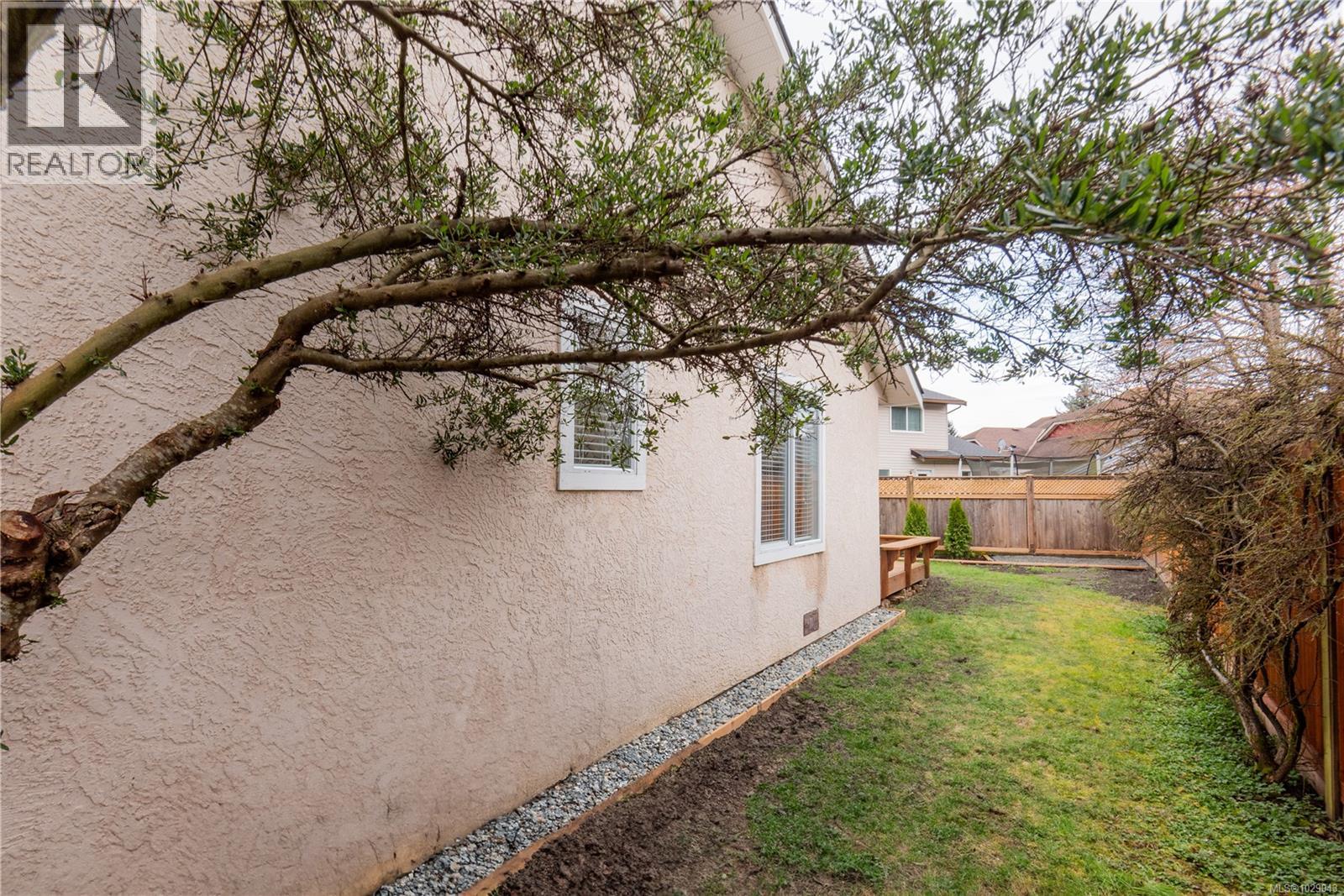 881 Therres Cres, Ladysmith, British Columbia  V9G 1N5 - Photo 29 - 1029043