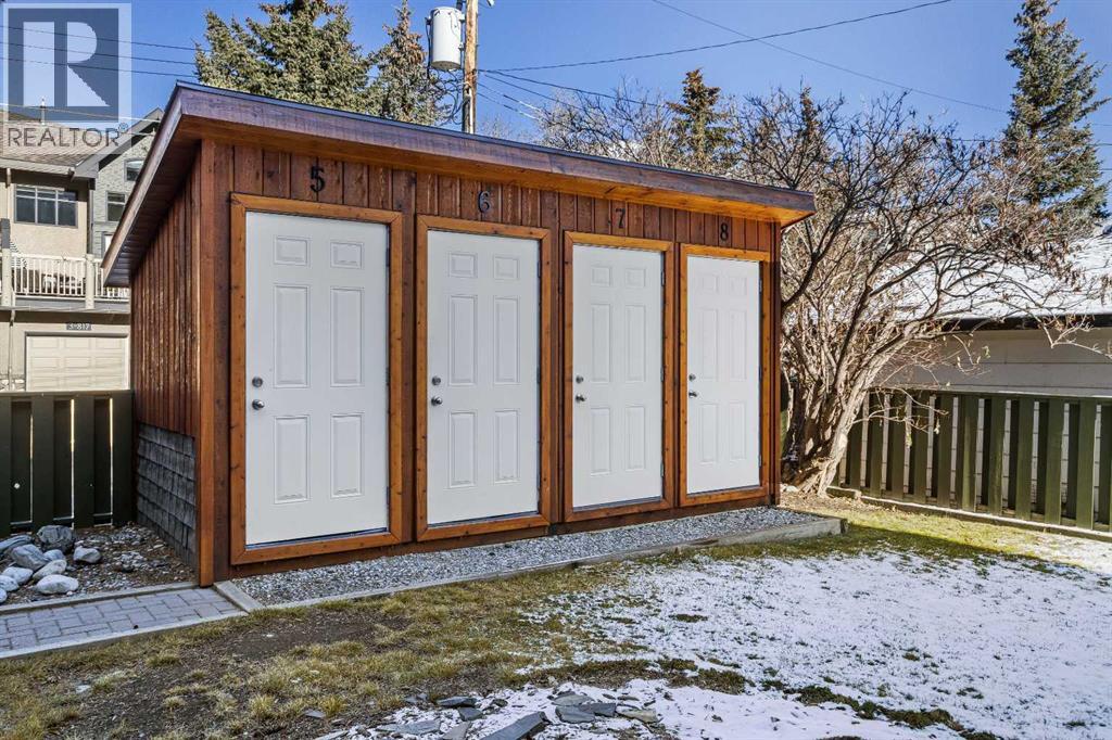 8, 816 4th Street, Canmore, Alberta  T1W 2H6 - Photo 3 - A2293390