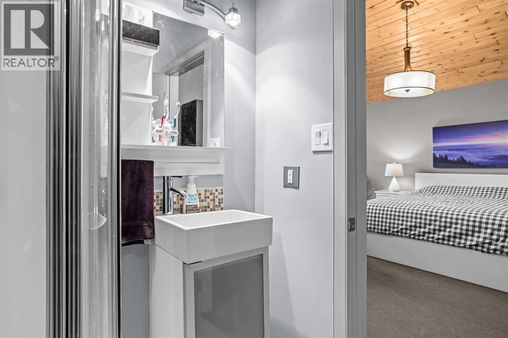 8, 816 4th Street, Canmore, Alberta  T1W 2H6 - Photo 37 - A2293390