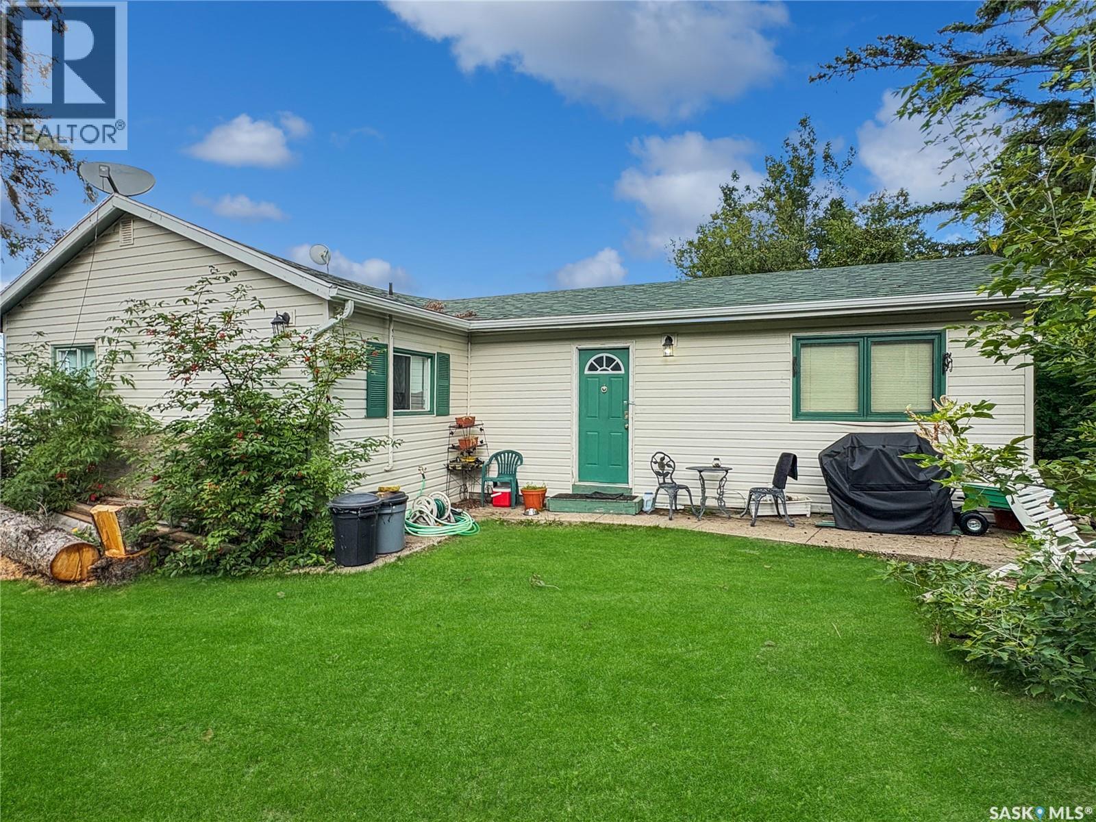 77 Lakeview Avenue, Meota Rm No.468, Saskatchewan  S0M 1X0 - Photo 2 - SK016406