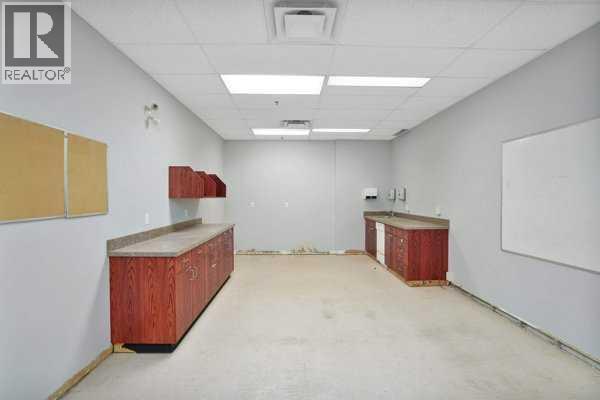 7550 Edgar Industrial Drive, Red Deer, Alberta  T4P 3L2 - Photo 13 - A2274740