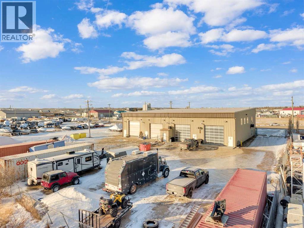 17 Sylvaire Close, Sylvan Lake, Alberta  T4S 2H6 - Photo 4 - A2278018