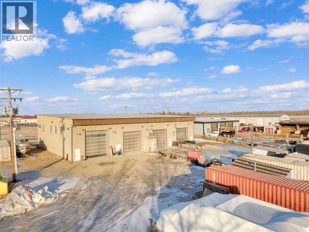 17 Sylvaire Close, Sylvan Lake, Alberta  T4S 2H6 - Photo 5 - A2278018