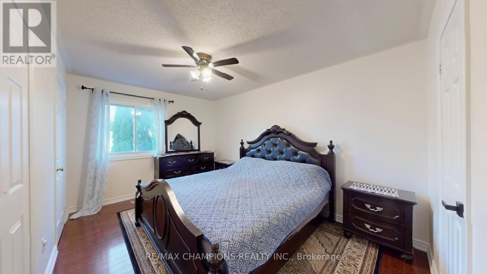 135 Ural Circle, Brampton, Ontario  L6R 1J6 - Photo 9 - W12901506