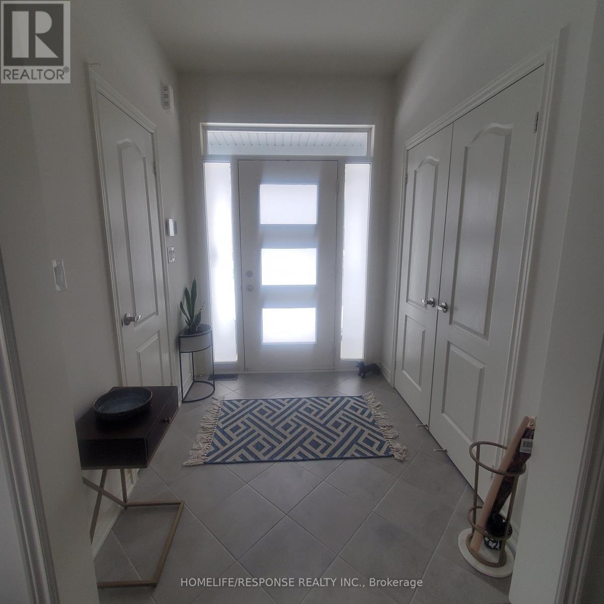 288 Skinner Road, Hamilton, Ontario  L8B 1X2 - Photo 2 - X12901490