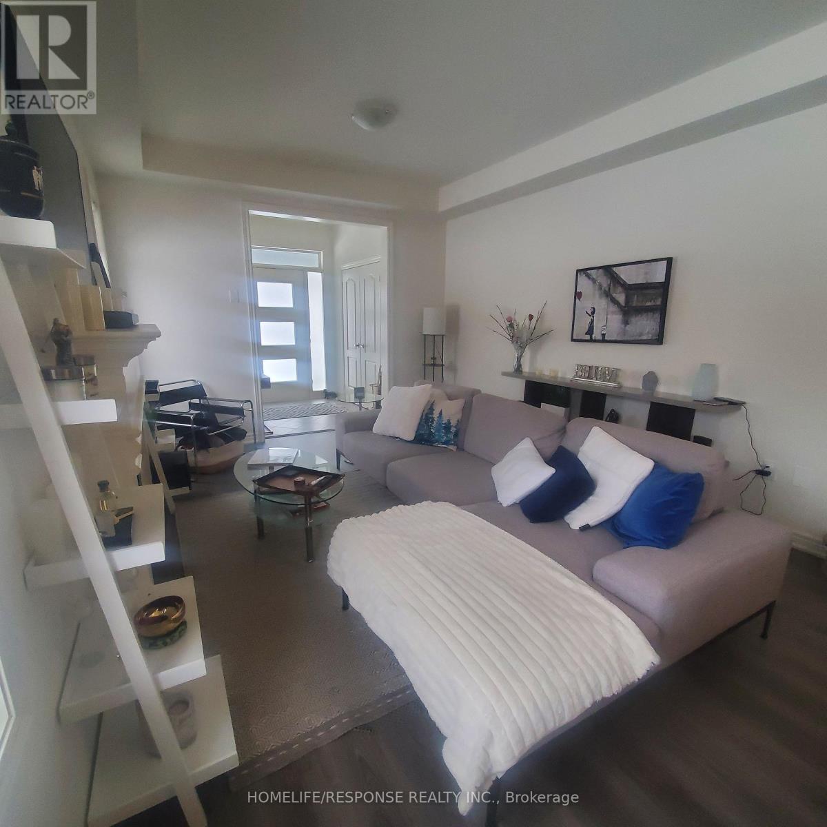 288 Skinner Road, Hamilton, Ontario  L8B 1X2 - Photo 3 - X12901490