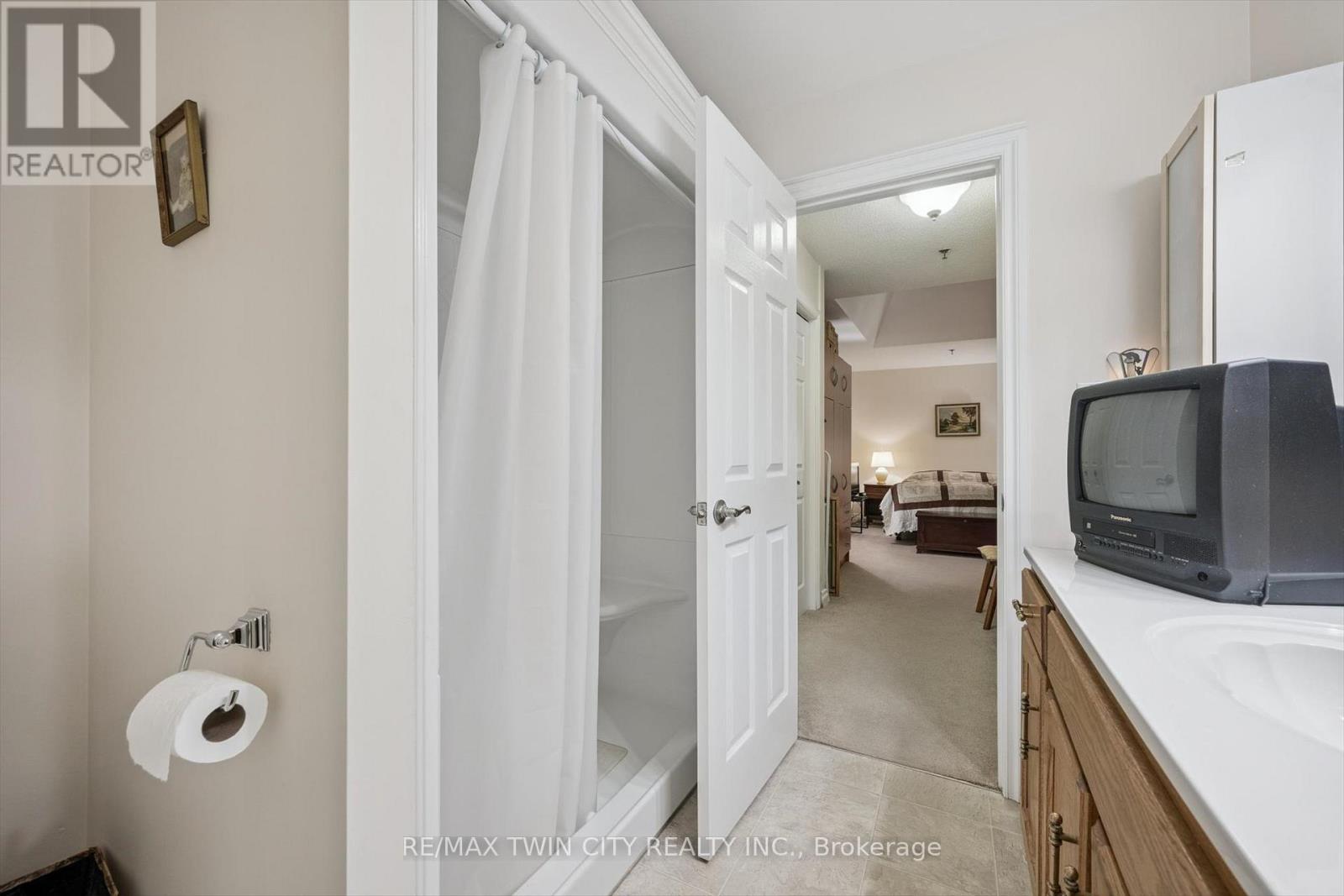 216 - 1009 Queenston Road, Cambridge, Ontario  N3H 3K7 - Photo 20 - X12901494