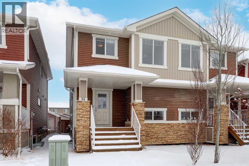 16 Fireside Way, Cochrane, Alberta