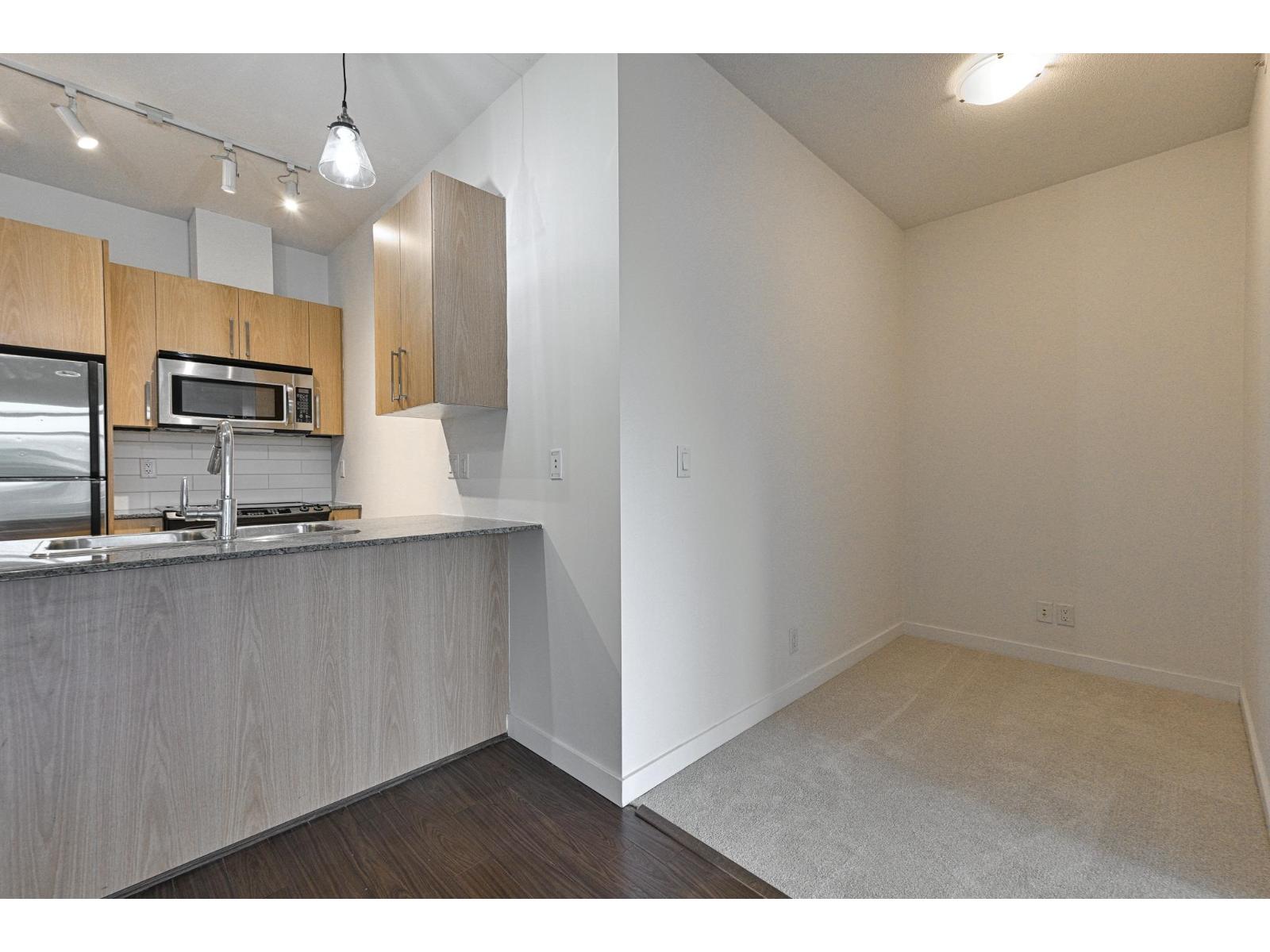 401 2943 Nelson Place, Abbotsford, British Columbia  V2S 0C8 - Photo 12 - R3057811