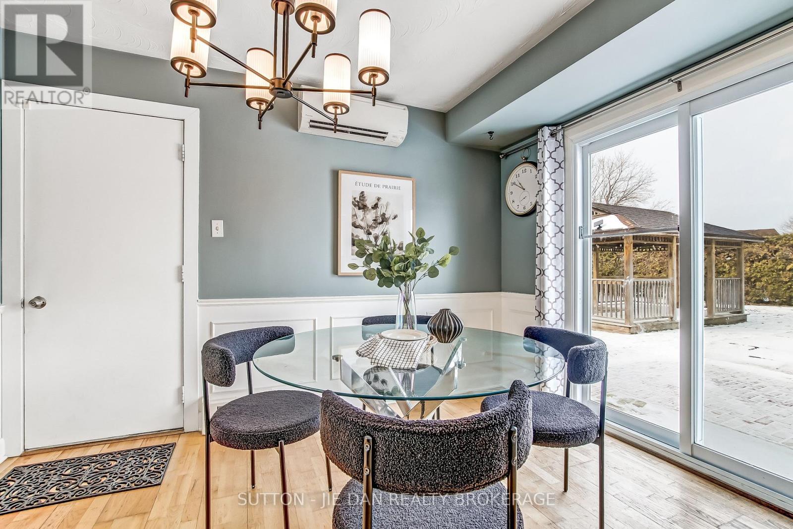 720 Grenfell Drive, London North, Ontario  N5X 2C5 - Photo 5 - X12901630