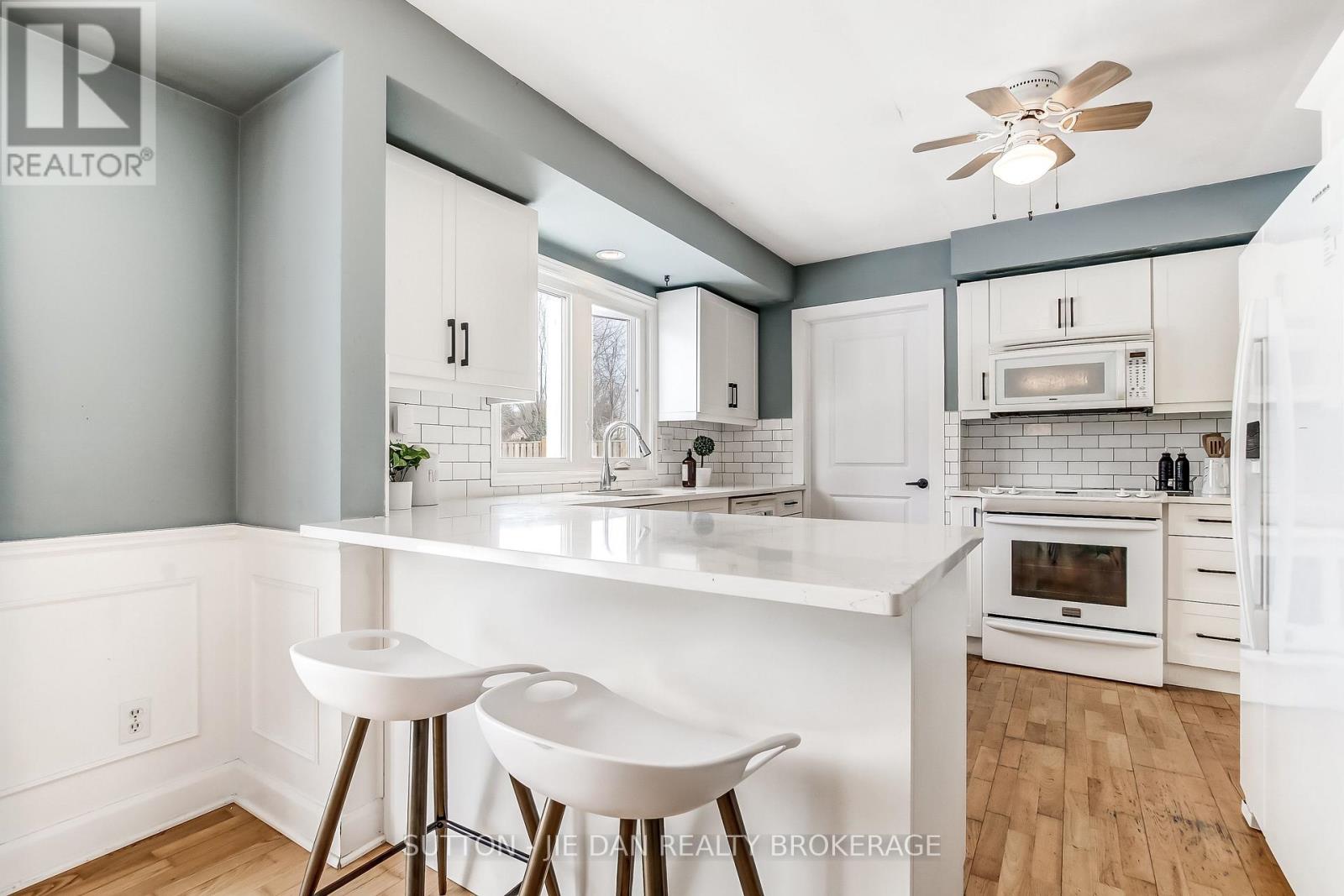 720 Grenfell Drive, London North, Ontario  N5X 2C5 - Photo 7 - X12901630