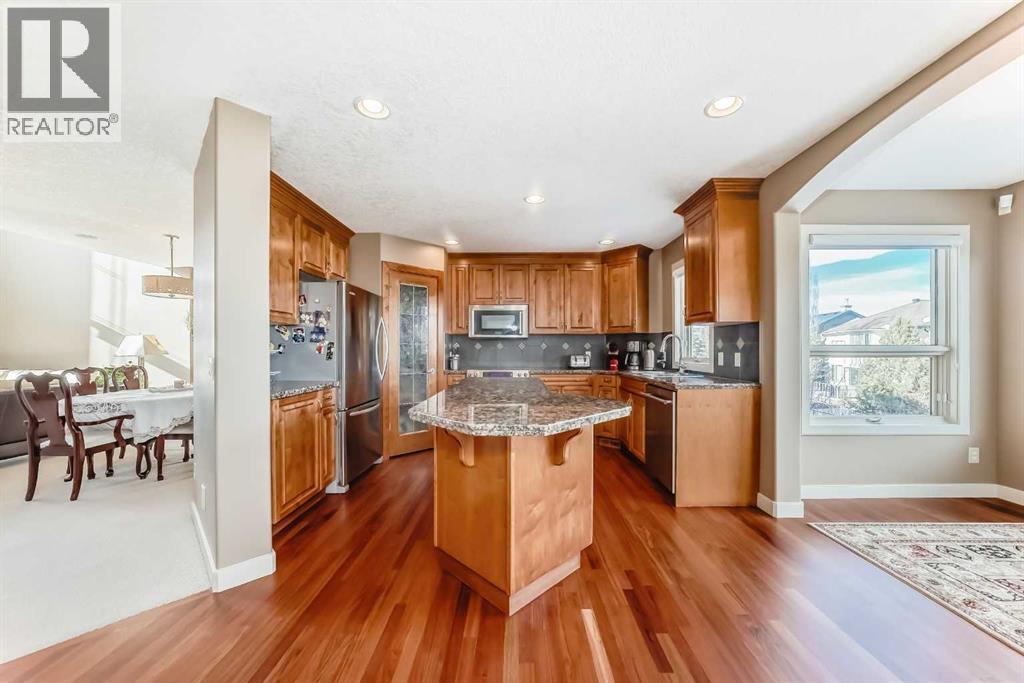 273 Everglade Circle SW, Calgary, Alberta  T2Y 4M8 - Photo 12 - A2290246