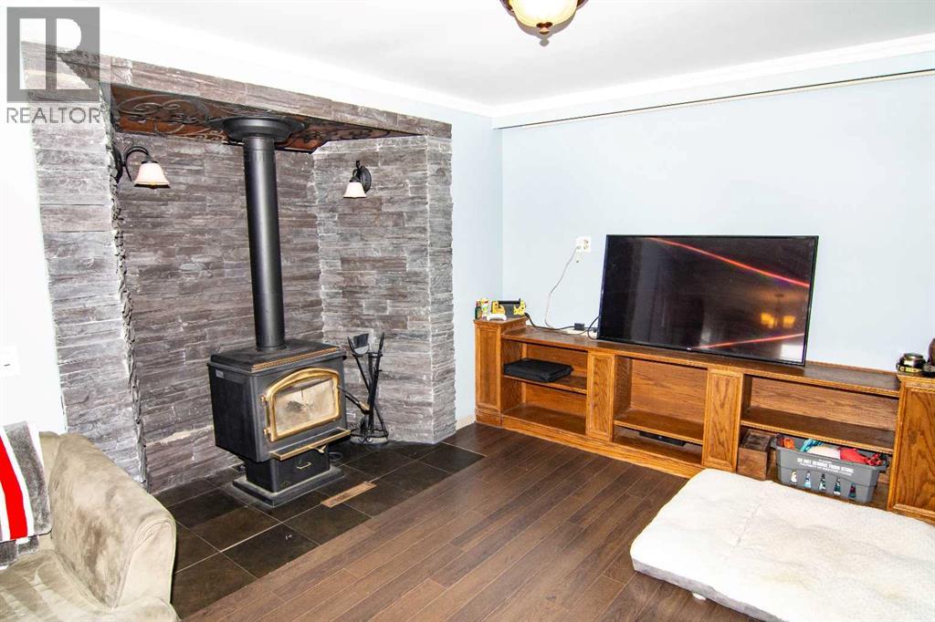 318 4 Avenue Se, Three Hills, Alberta  T0M 2A0 - Photo 16 - A2292467