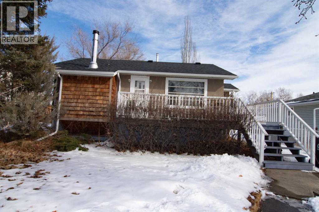 318 4 Avenue Se, Three Hills, Alberta  T0M 2A0 - Photo 6 - A2292467