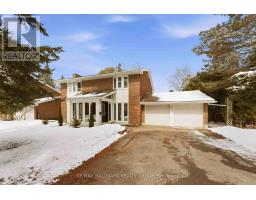 19 KINGSFORD CRESCENT, Ottawa, Ontario