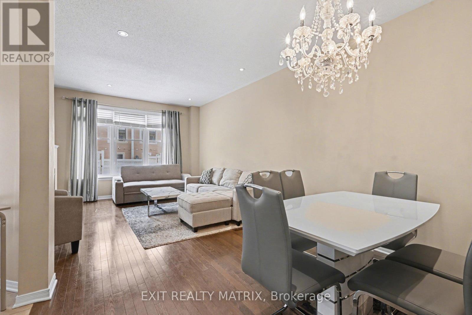 233 Losino Crescent, Ottawa, Ontario  K2V 0E4 - Photo 11 - X12901608