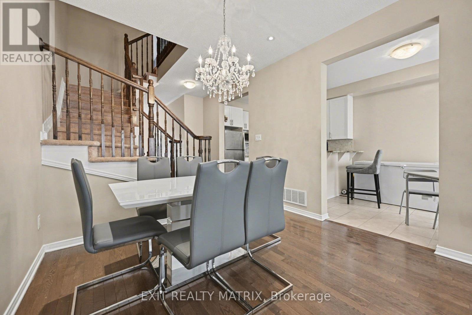 233 Losino Crescent, Ottawa, Ontario  K2V 0E4 - Photo 12 - X12901608