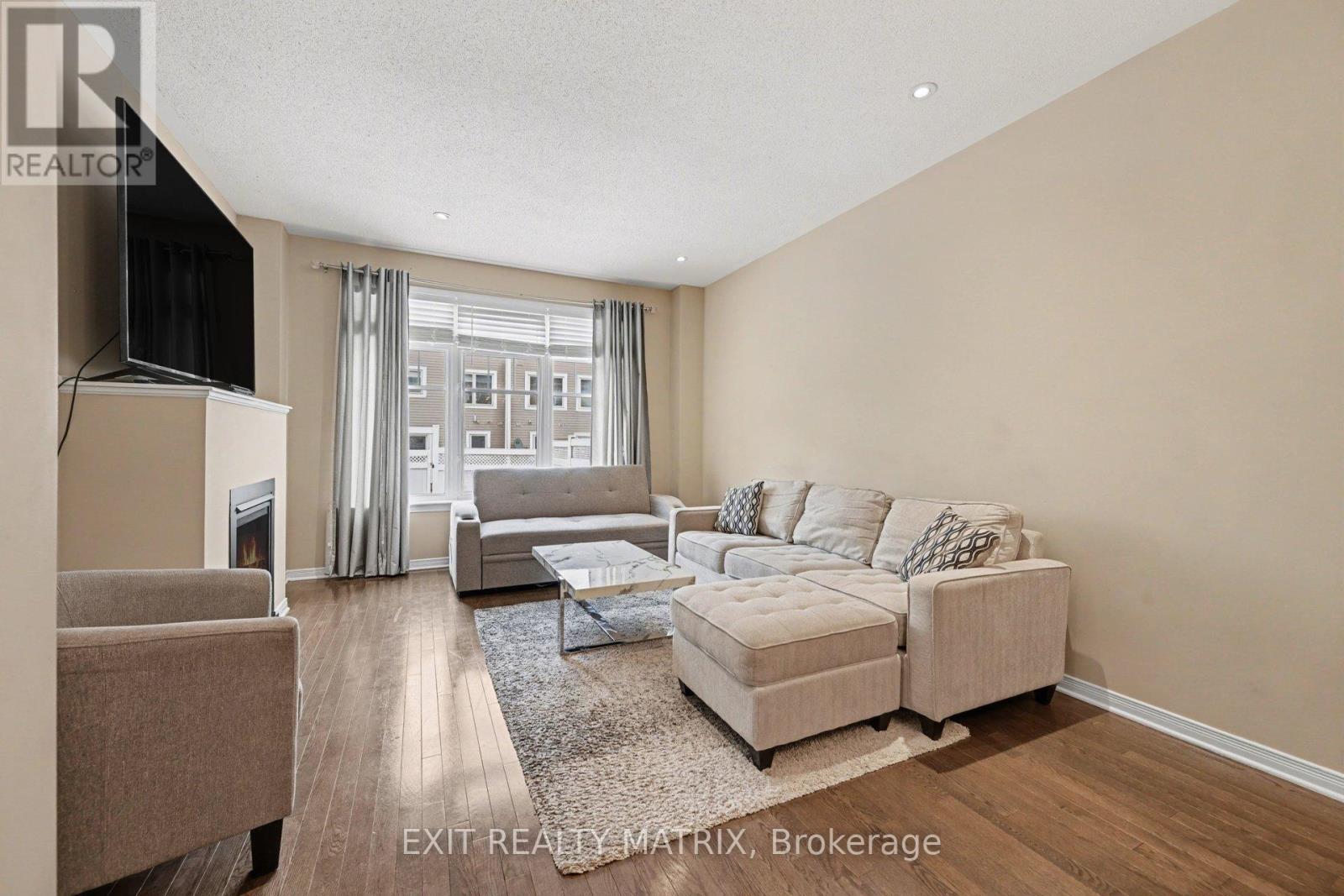 233 Losino Crescent, Ottawa, Ontario  K2V 0E4 - Photo 14 - X12901608