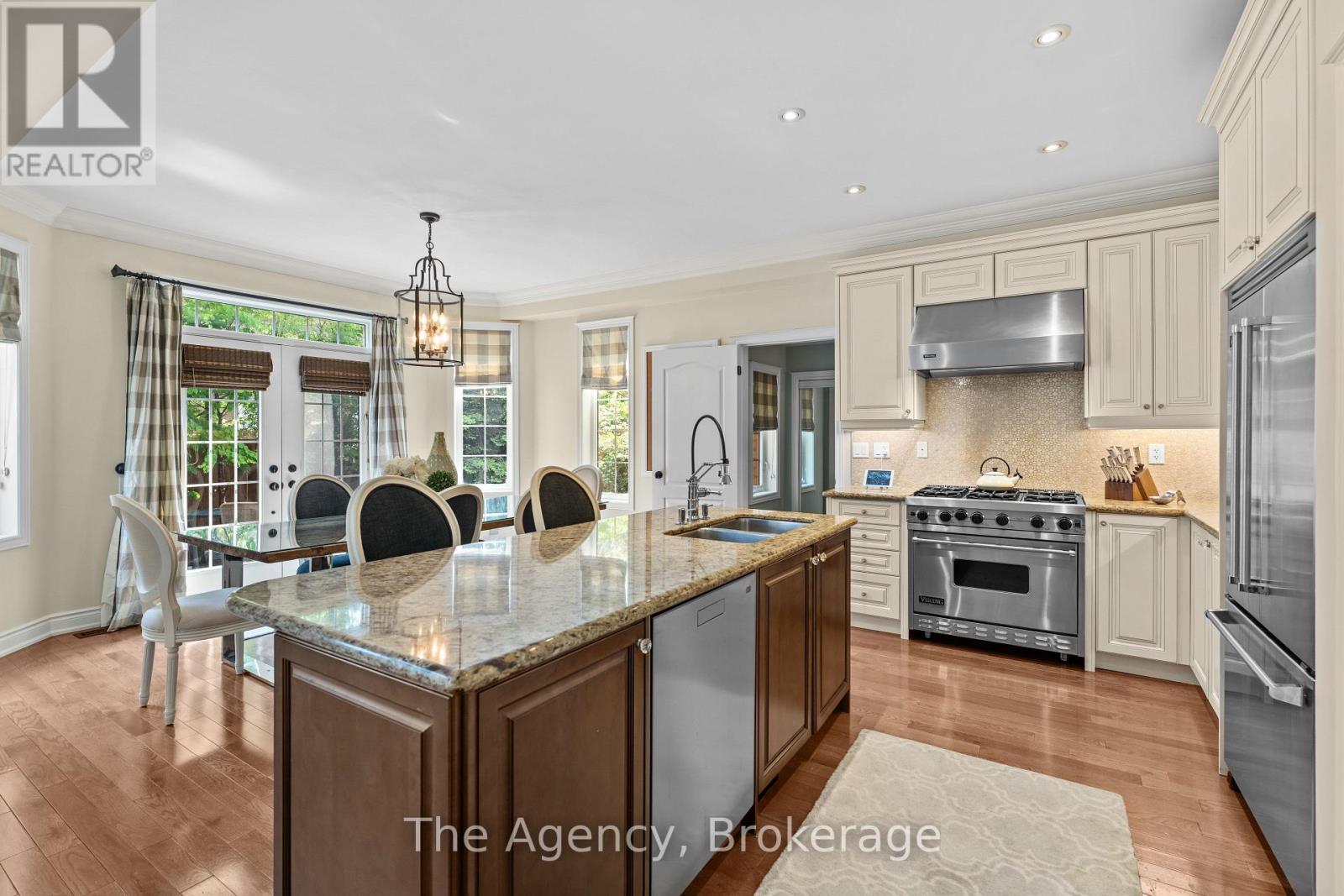 297 Fritillary Street, Oakville, Ontario  L6L 6W7 - Photo 21 - W12901638