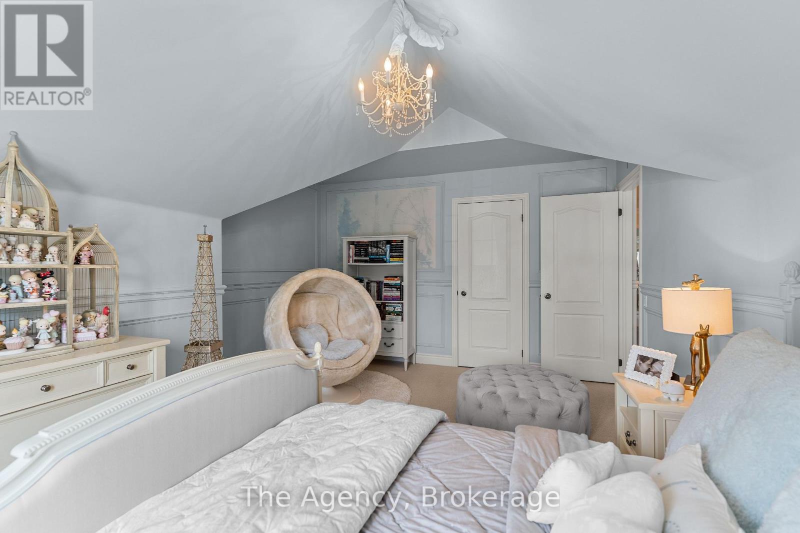 297 Fritillary Street, Oakville, Ontario  L6L 6W7 - Photo 35 - W12901638