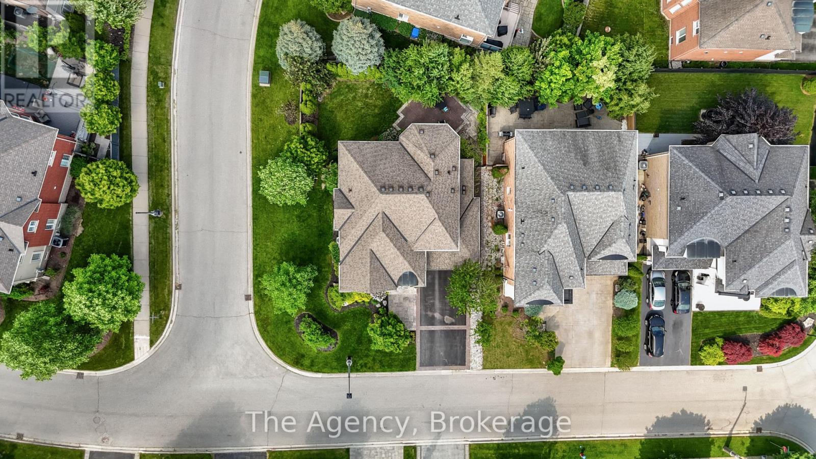 297 Fritillary Street, Oakville, Ontario  L6L 6W7 - Photo 49 - W12901638