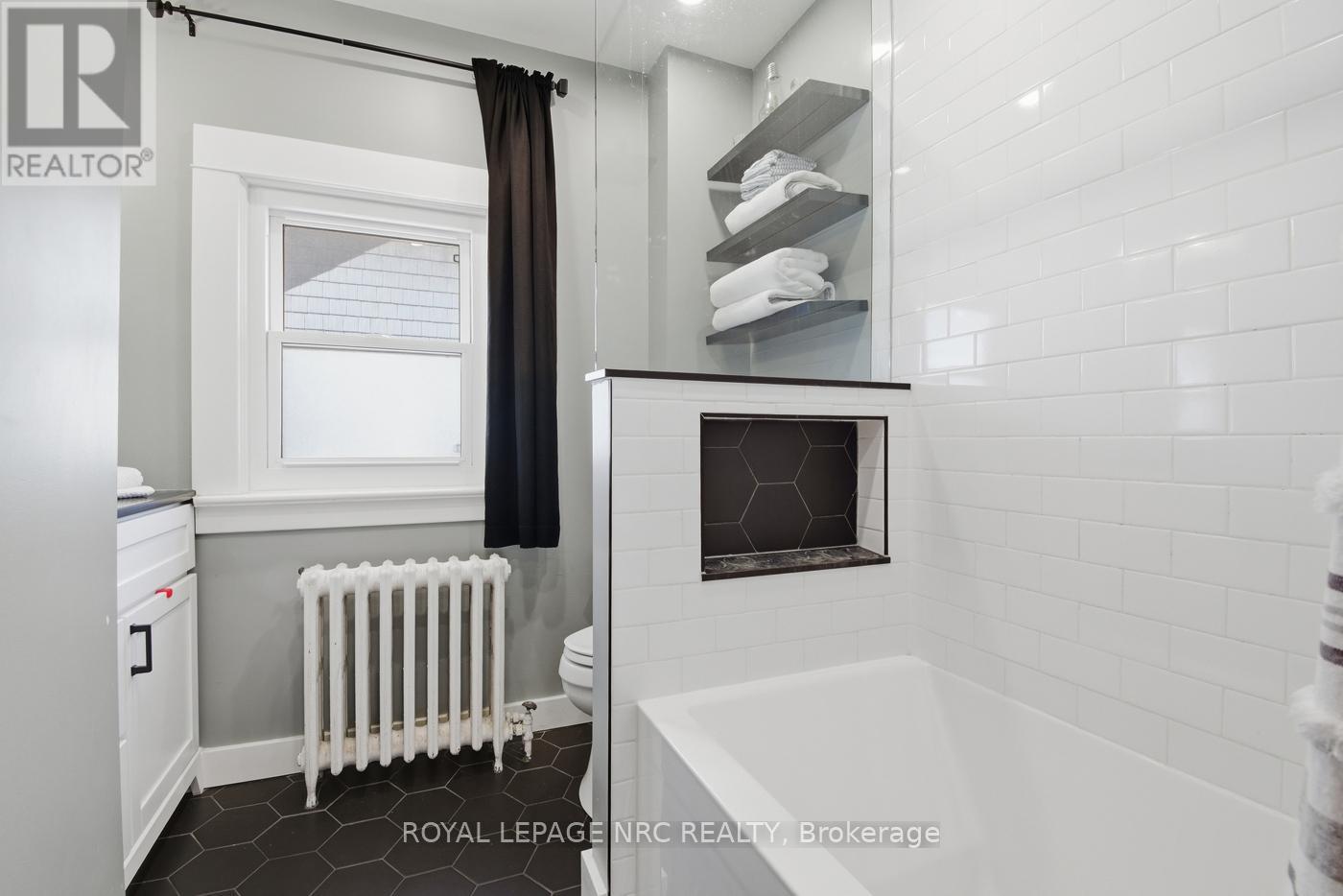 253 Alexandra Street, Port Colborne, Ontario  L3K 2Y9 - Photo 18 - X12901558