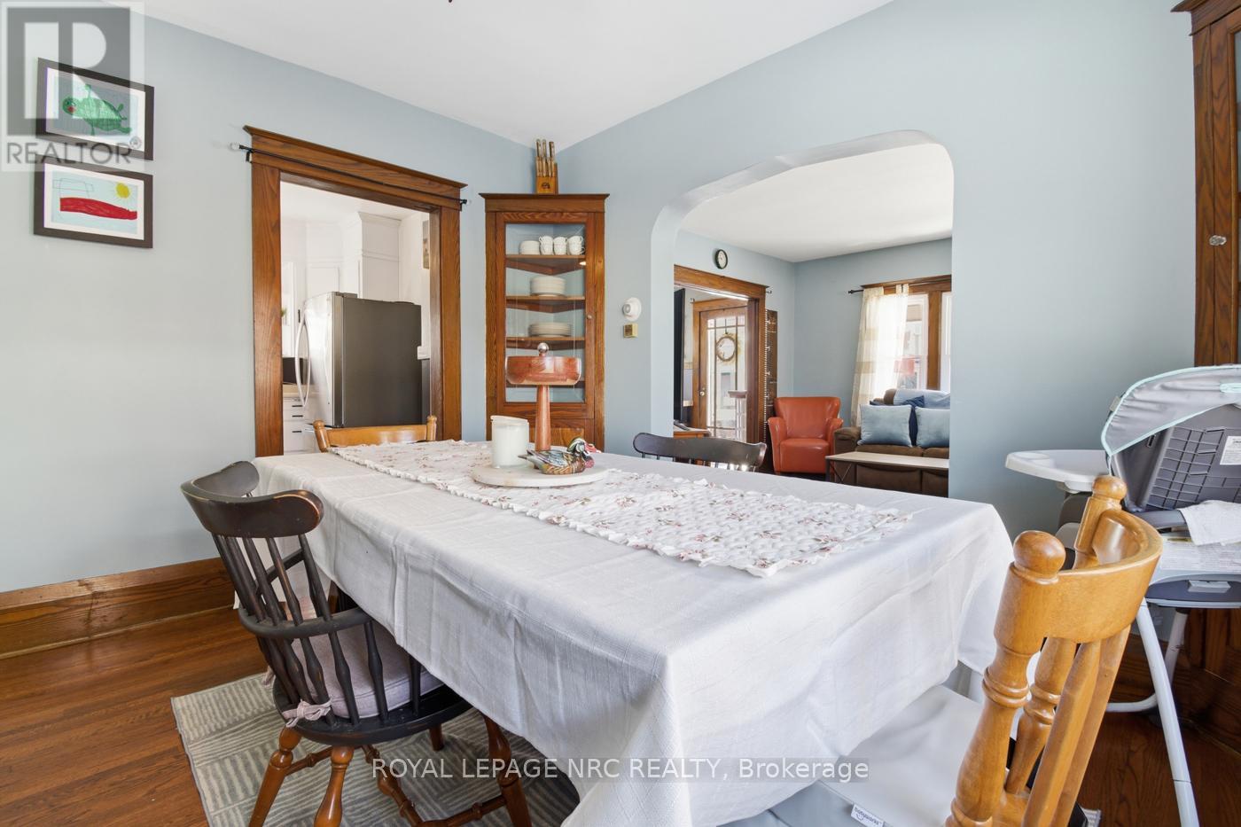 253 Alexandra Street, Port Colborne, Ontario  L3K 2Y9 - Photo 9 - X12901558