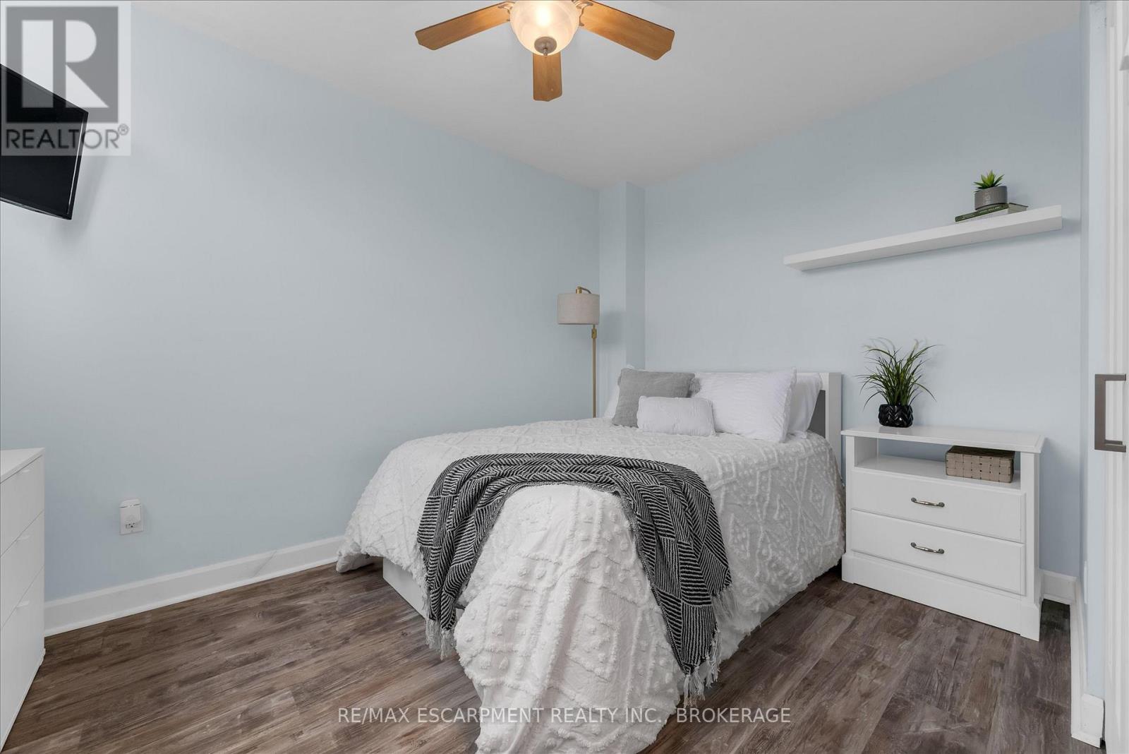 301 - 5 Viking Court, Grimsby, Ontario  L3M 3T8 - Photo 18 - X12901624