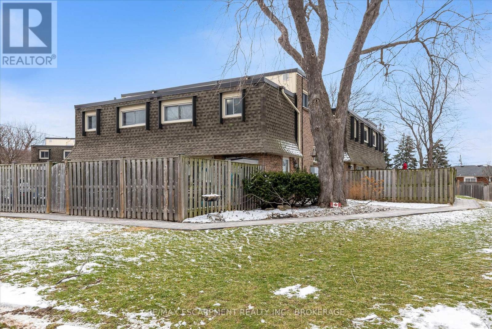 301 - 5 Viking Court, Grimsby, Ontario  L3M 3T8 - Photo 22 - X12901624