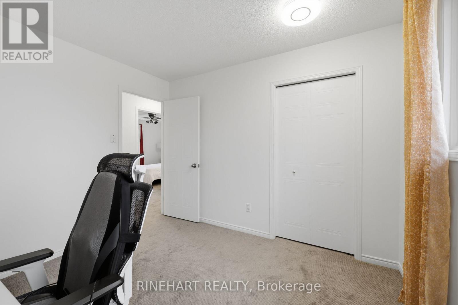 Photo 19 of 46 for 74 Erica Crescent