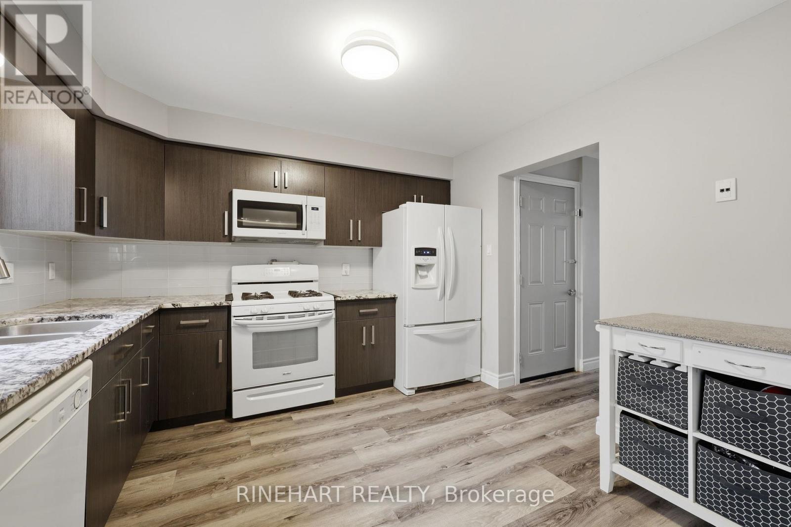 74 Erica Crescent, London South, Ontario  N6E 3P5 - Photo 14 - X12901640