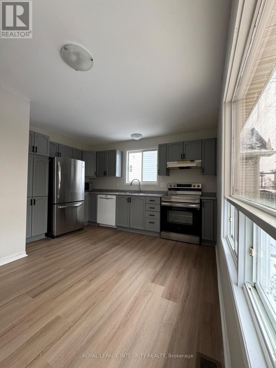 274 Sandhill Road, Ottawa, Ontario  K2K 2V7 - Photo 10 - X12864162