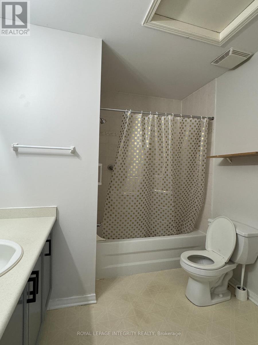 274 Sandhill Road, Ottawa, Ontario  K2K 2V7 - Photo 14 - X12864162