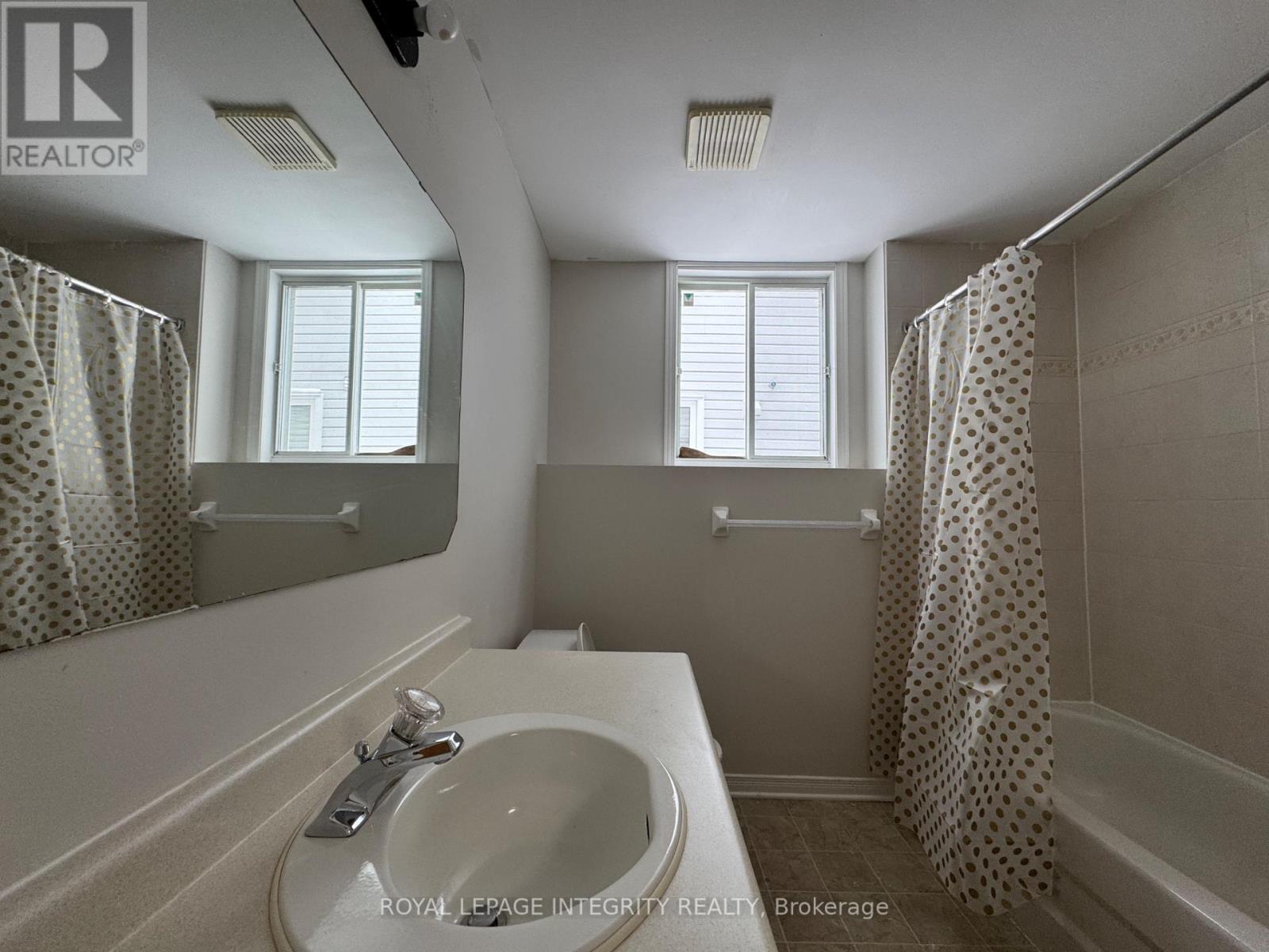 274 Sandhill Road, Ottawa, Ontario  K2K 2V7 - Photo 19 - X12864162