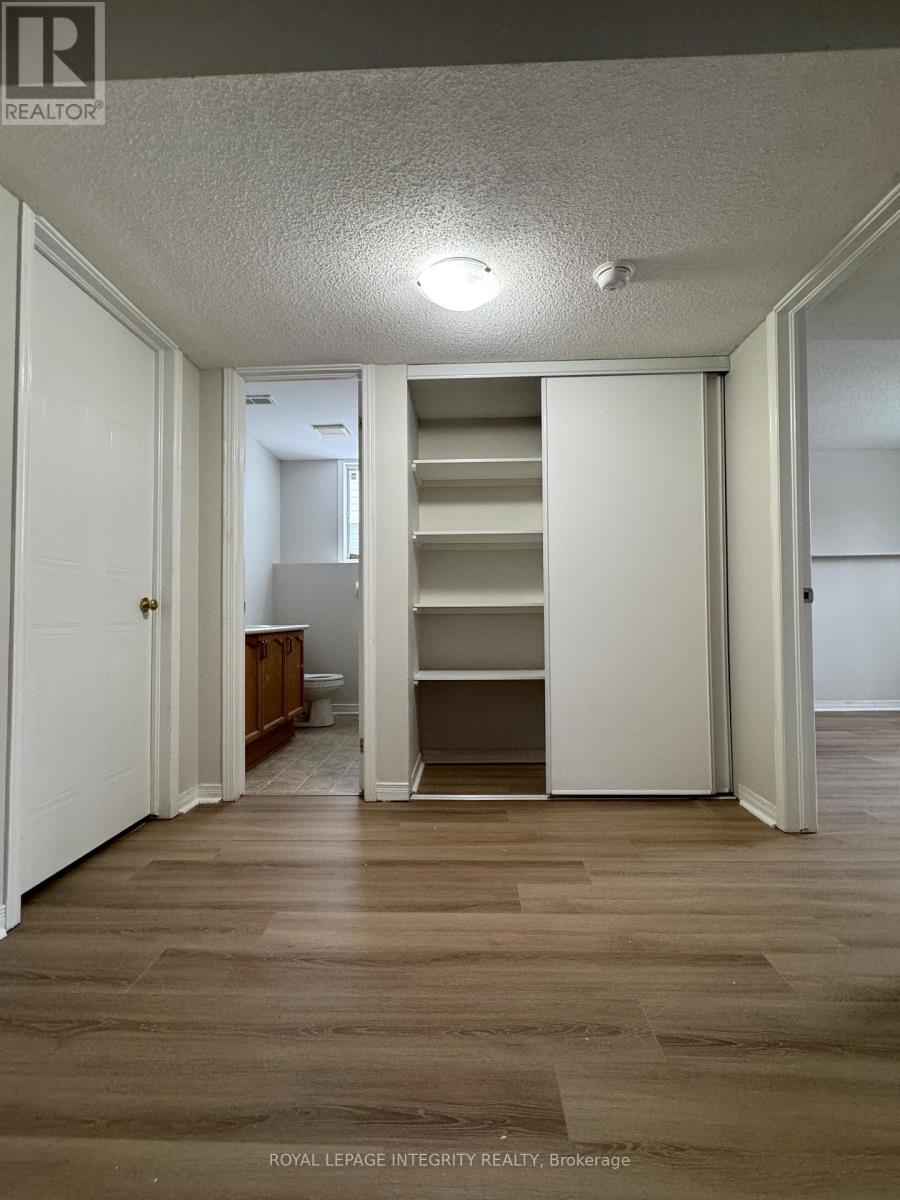 274 Sandhill Road, Ottawa, Ontario  K2K 2V7 - Photo 20 - X12864162