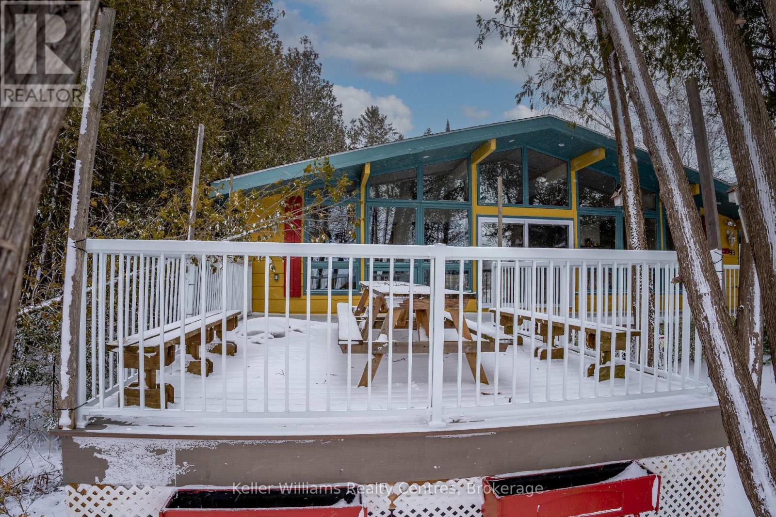 93 Shoreline Avenue, South Bruce Peninsula, Ontario  N0H 2T0 - Photo 32 - X12901554