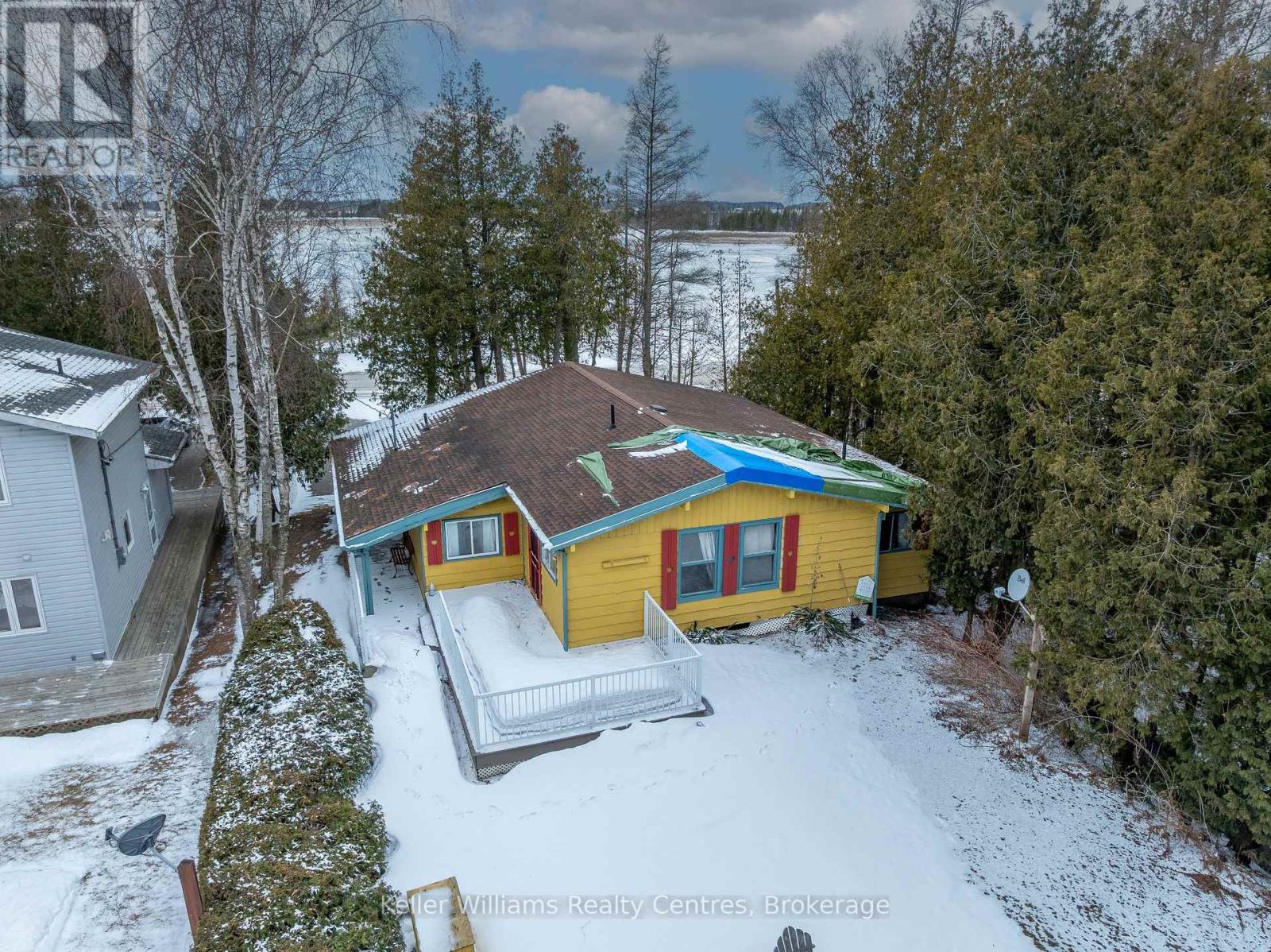 93 Shoreline Avenue, South Bruce Peninsula, Ontario  N0H 2T0 - Photo 33 - X12901554