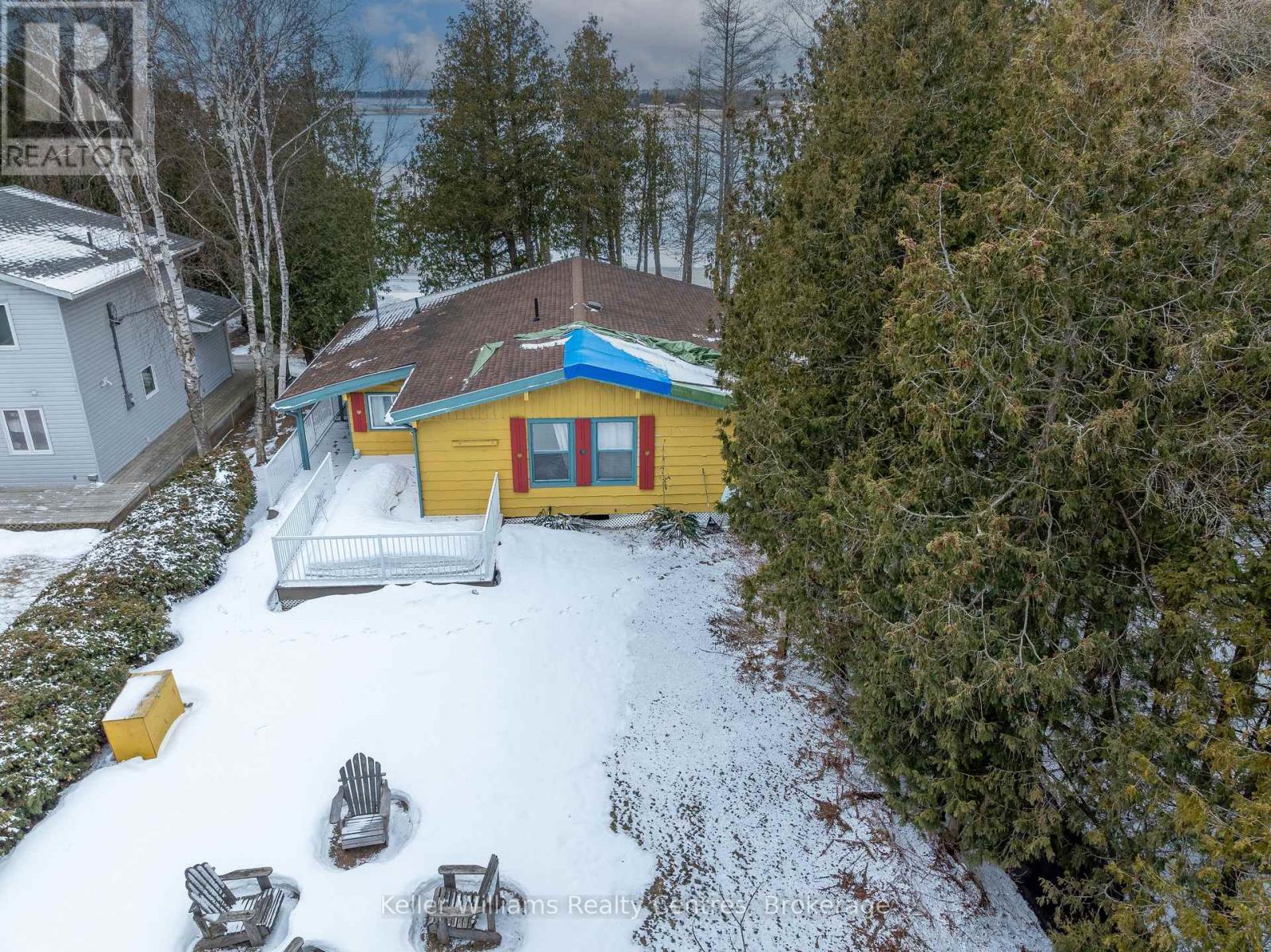 93 Shoreline Avenue, South Bruce Peninsula, Ontario  N0H 2T0 - Photo 34 - X12901554