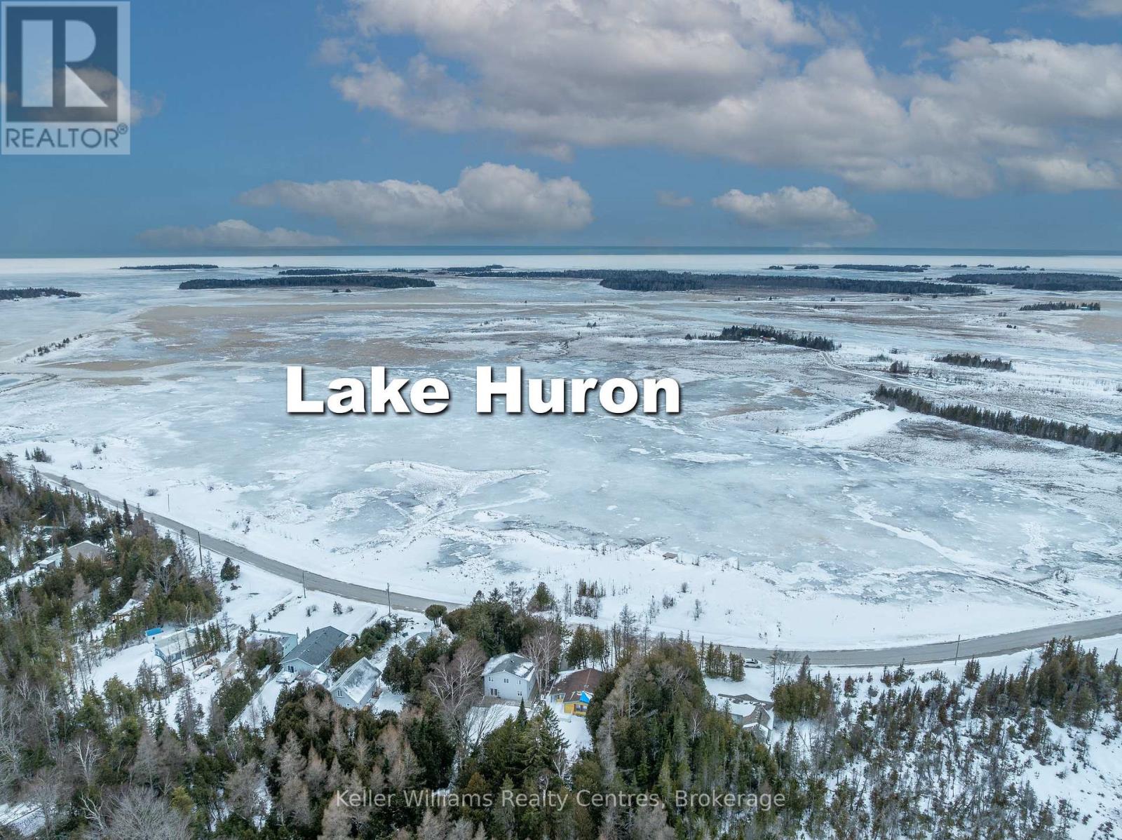 93 Shoreline Avenue, South Bruce Peninsula, Ontario  N0H 2T0 - Photo 4 - X12901554