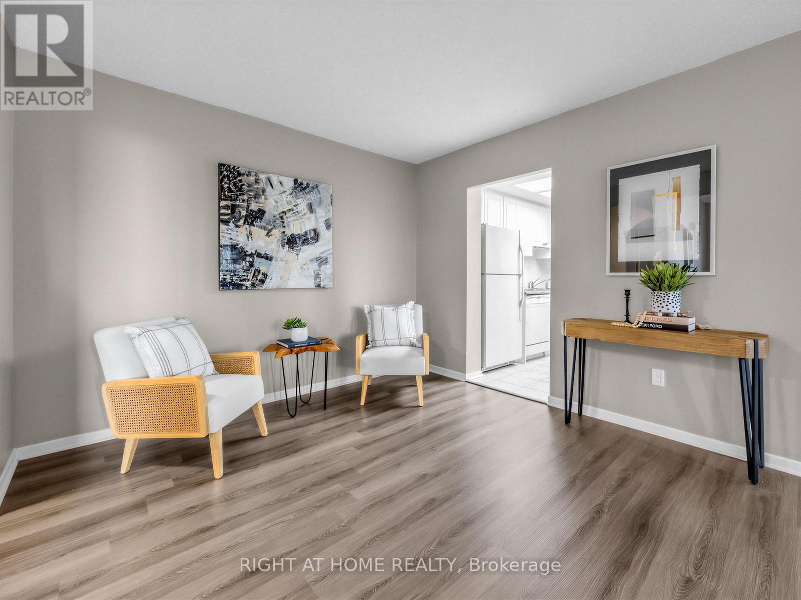 2004 - 1900 Sheppard Avenue E, Toronto, Ontario  M2J 4T4 - Photo 2 - C12901540